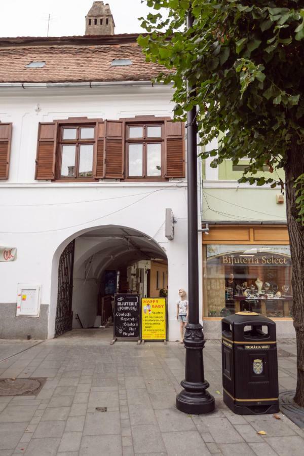 Eric Central Studio Sibiu Exterior photo